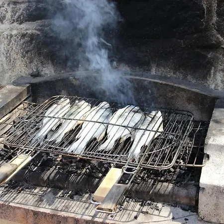 Grand T4, Piscine, Vue Exceptionnelle A 50 M De La アパート