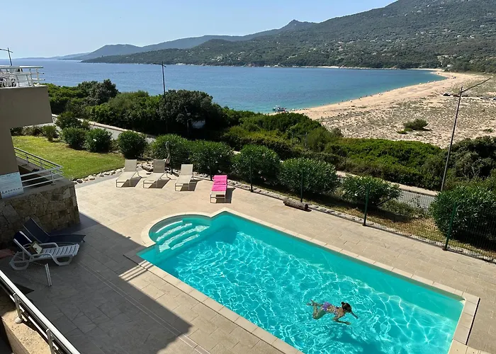 Grand T4, Piscine, Vue Exceptionnelle A 50 M De La *