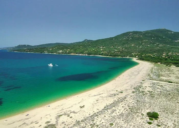 Grand T4, Piscine, Vue Exceptionnelle A 50 M De La *