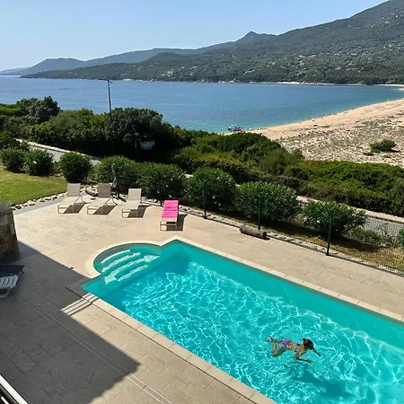 Grand T4, Piscine, Vue Exceptionnelle A 50 M De La *