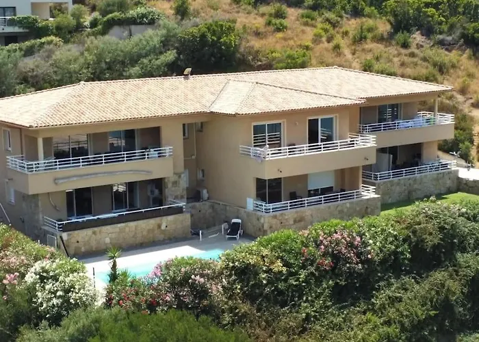 Grand T4, Piscine, Vue Exceptionnelle A 50 M De La 公寓